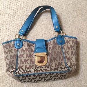 Michael Kors Signature Canvas Satchel Handbag 👜